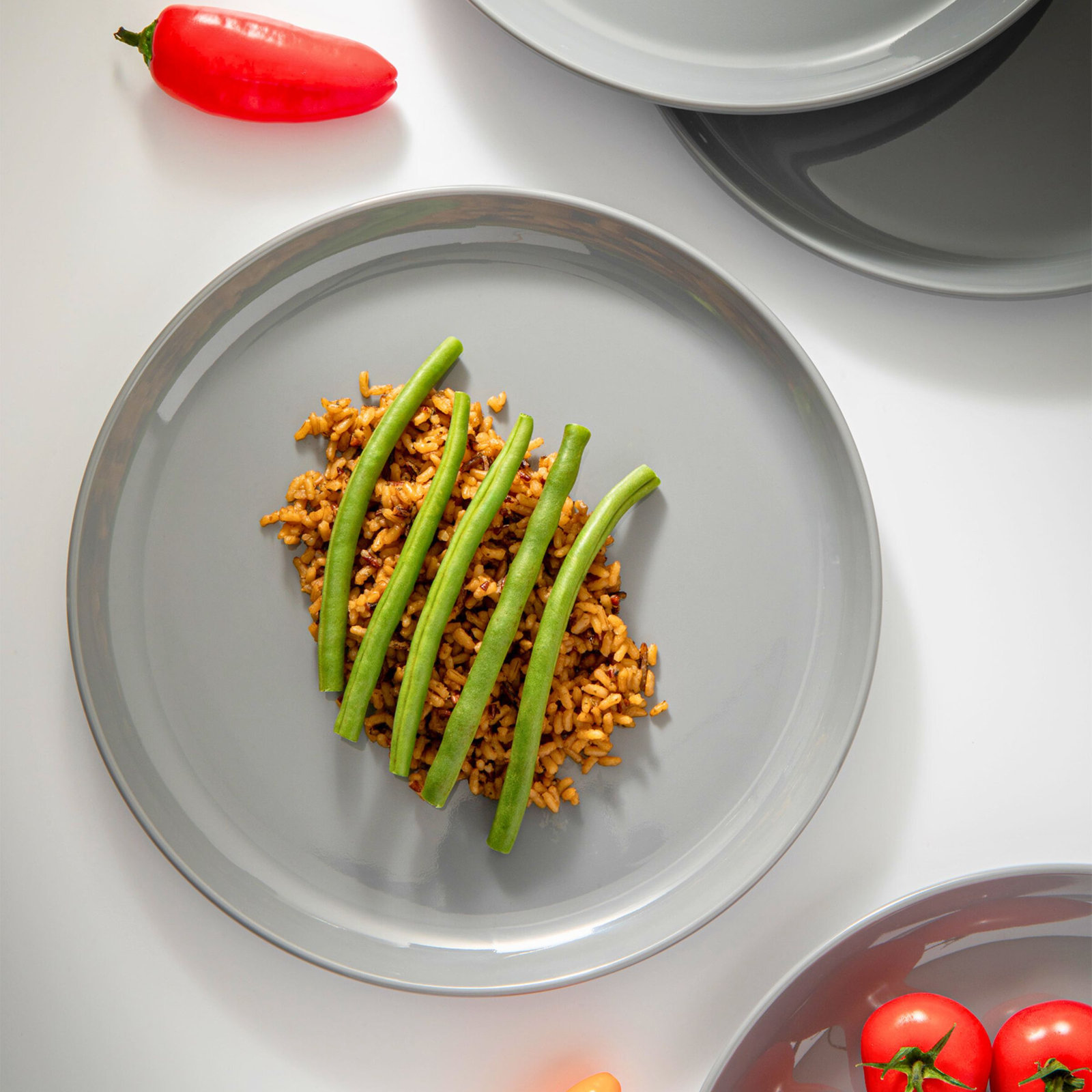 Marbella 8" Salad Plate, Gray