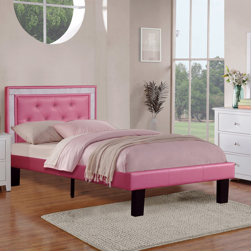 Lit, similicuir rose avec pieds en bois capitonné, Lit double