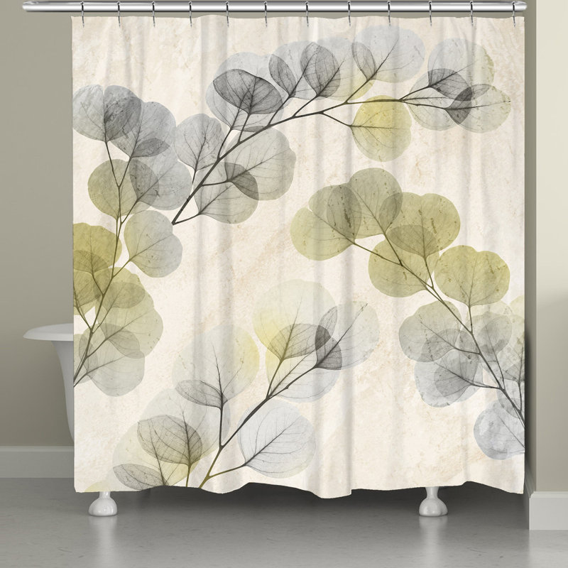 Rideau de douche Swinford Smoky X-Ray of Eucalyptus Leaves par Laural Home, H 71 po x l 74 po