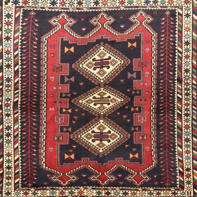 Tapis rouge à motif sud-ouest