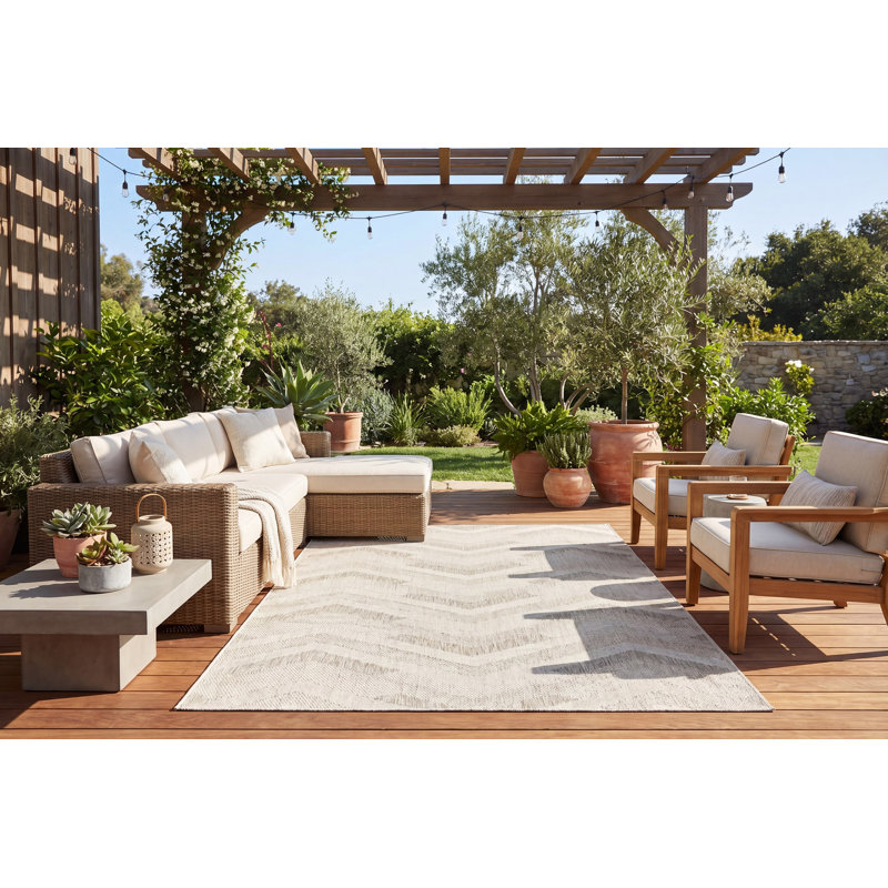 Jeselyn Geometric Indoor / Outdoor Rug, Rectangle 7'10" x 10'