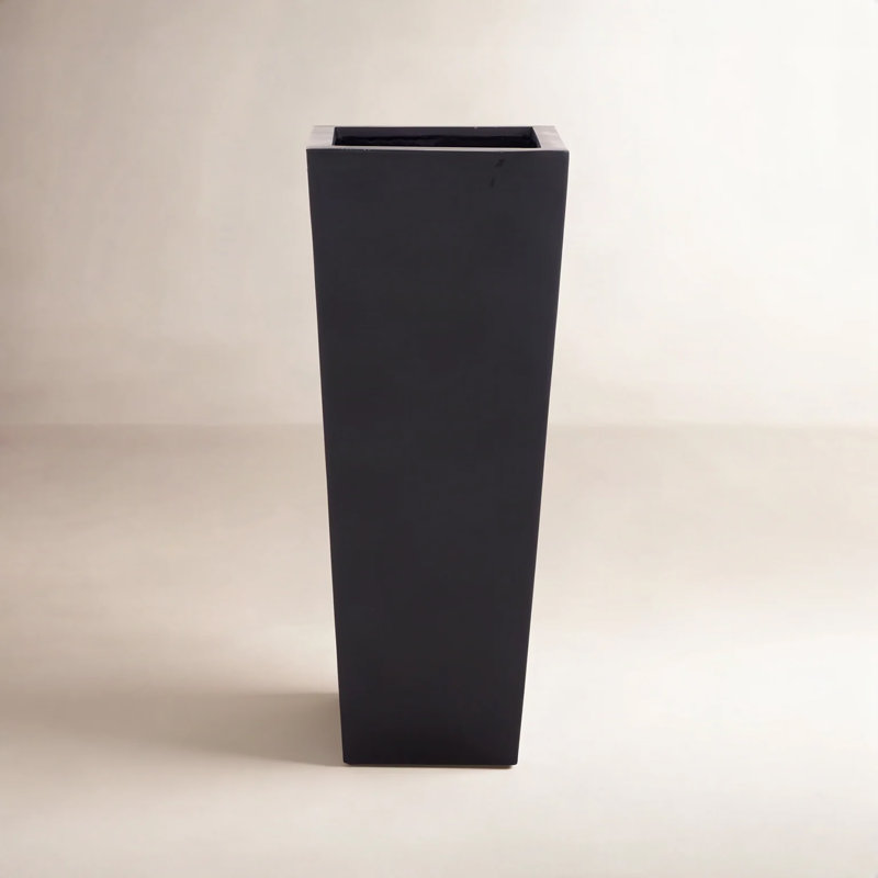 Paloma Planter, Black