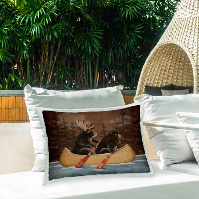 Coussin d'extérieur imprimé Rustic Animals Canoe par Stephanie Workman Marrott