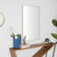 Miroir mural en bois avec un cadre fin et minimaliste-413346693-413346712