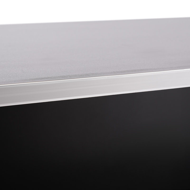 Armoire de bar portative Ernfrid W47,75 "pour un usage domestique et commercial, Noir et argent