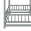 Lit simple en bois avec clôture-505989332