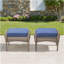 Ensemble de 2 repose-pieds d'extérieur en rotin gris avec coussin bleu pour cour ou terrasse