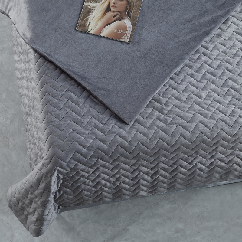 Couverture lestée pour chambre Enia, l 72 po x L 80 po, Gris, 25 lb