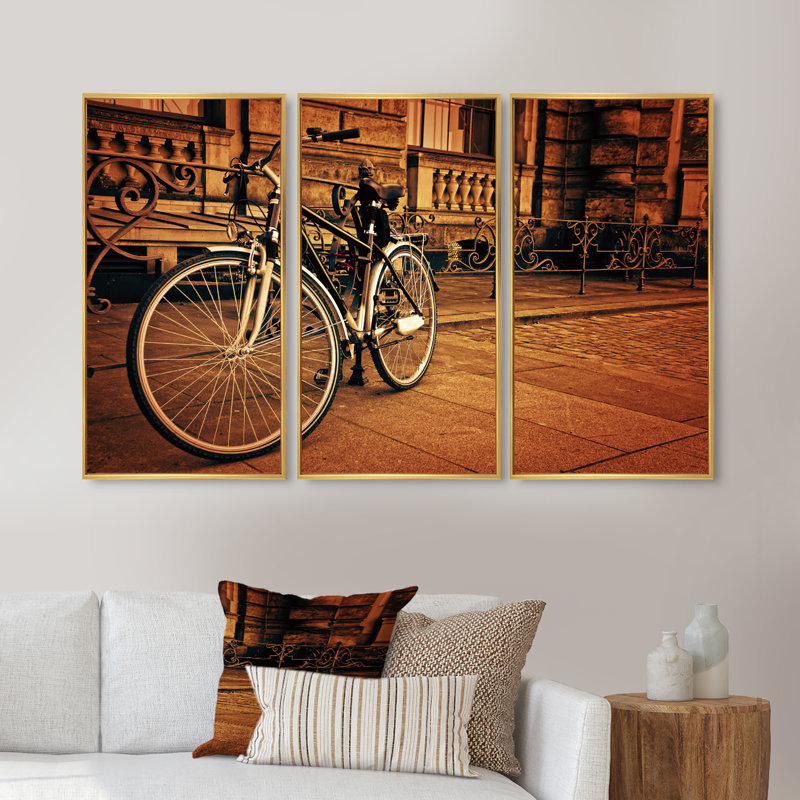 Vélo rétro contre mur de pierre - ensemble d'art mural sur toile encadré paysage, H 28 po x l 36 po x P 1 po, Blanc