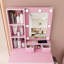 Table de coiffeuse avec miroir et lumières DEL réglables, prise de courant, support pour séchoir à cheveux et tabouret - coiffeuse compacte pour petites chambres (rose)