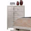 Commode style transitionnel 1 pièce à queue d'aronde anglaise avec 5 tiroirs et poignées courbes simples