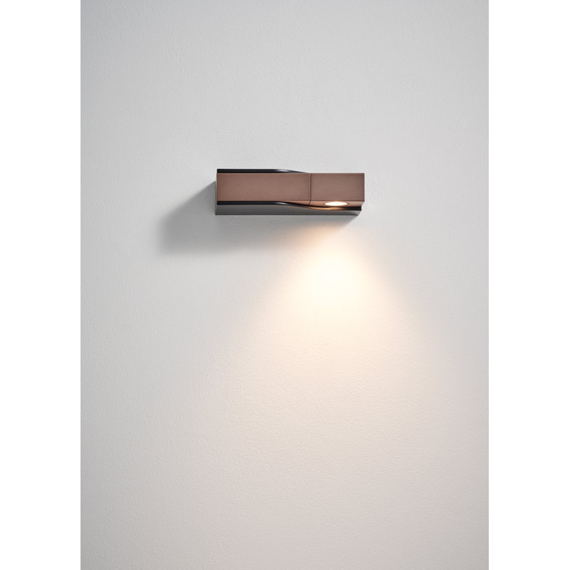 WÚ Armed Sconce, Pearl Cocoa/Matte Black