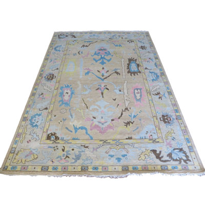 Tapis beige unique 10 pi 1 po x 14 pi 2 po One-of-a-Kind