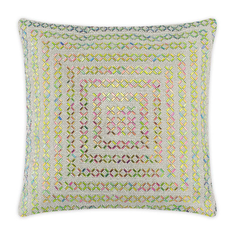 Coussin Sparkles Home Madison Avenue | Motif strass et entrecroisé | Envers en velours | Rempli de plumes, 20 po x 20 po