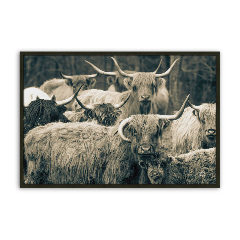 «Family Portrait» par Nathan Larson, reproduction d'art, H 12 po x l 18 po, Noir