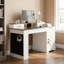 Bureau blanc de 55 po avec station de charge, support pour moniteur et glissières de tiroir pour une expérience de travail confortable et productive dans un bureau à domicile