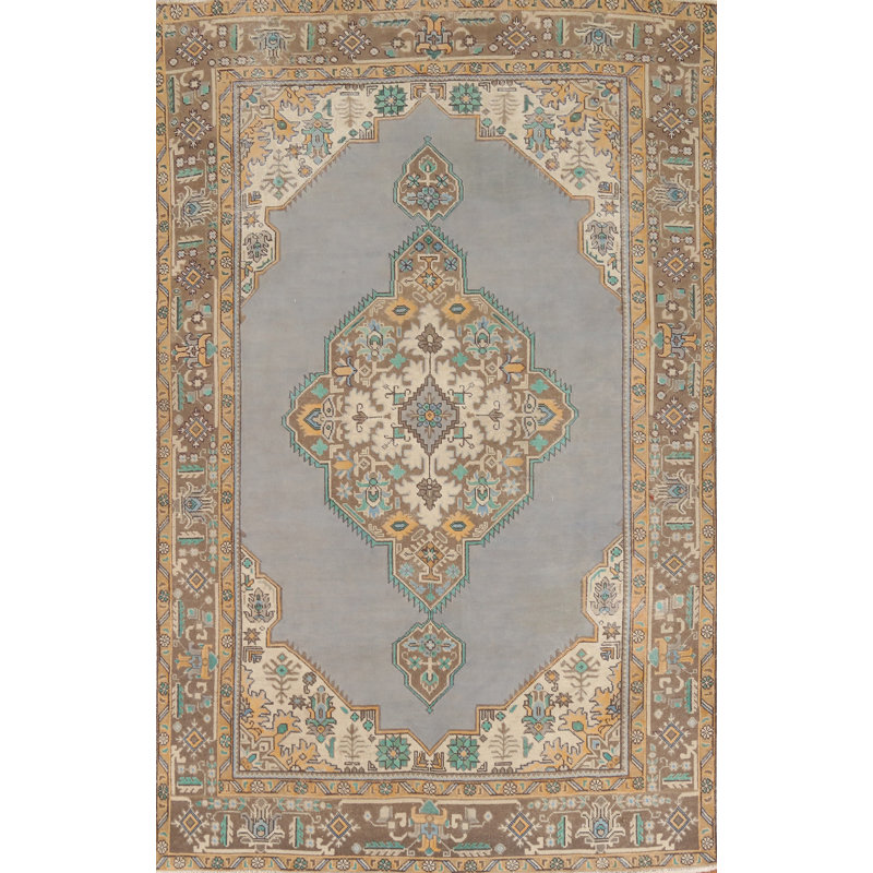 Tapis traditionnel en laine à motif géométrique 6 x 9