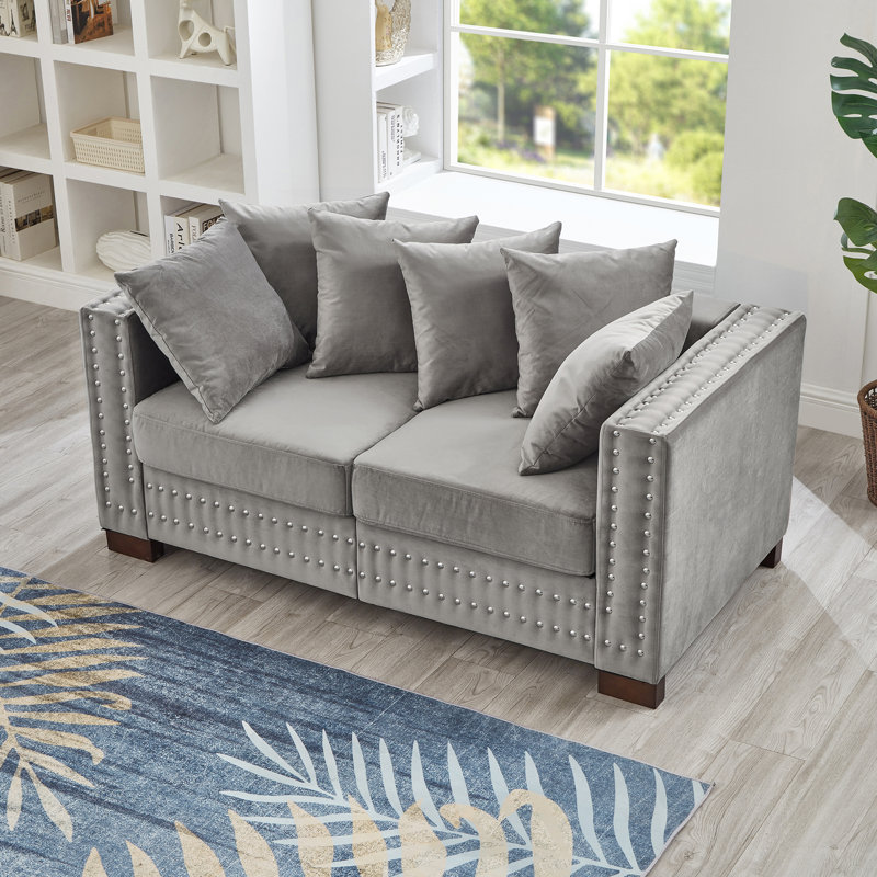 Causeuse rembourrée avec têtes de clou, Gris