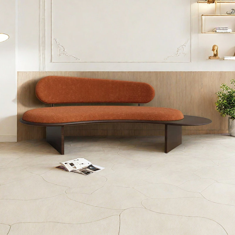 Iokaste, Orange, Marron foncé, Orienté à gauche (vu de face)