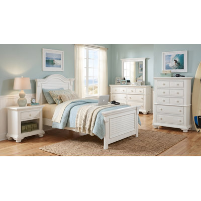 Benedith Standard Bed