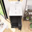 Meuble-lavabo gain de place avec lavabo en céramique, tiroirs à fermeture douce, organisateur de porte, tiroir séparateur et pieds en plastique réglables.-747445562-747445566