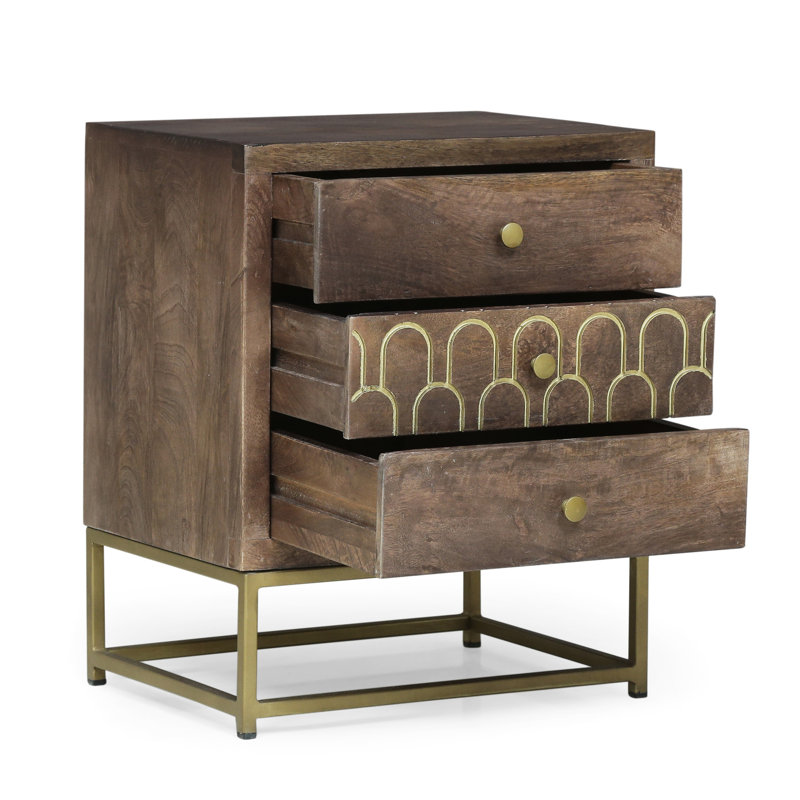 Table de chevet de style moderne du milieu du siècle avec pieds en fer, tiroirs en bois de manguier et cadre au fini doré
