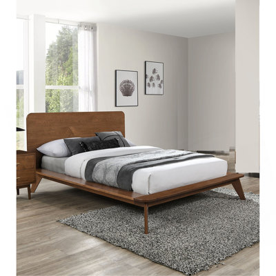 Lit noyer pleine grandeur avec placage en bois massif et cadre de lit plateforme de style moderne Mid-Century