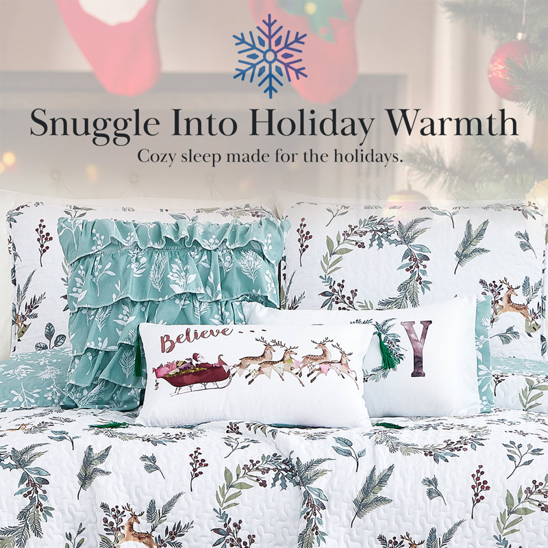Happy Holidays White/Green Microfiber Reversible Quilt Set, Queen Quilt + 5 Additional Pieces