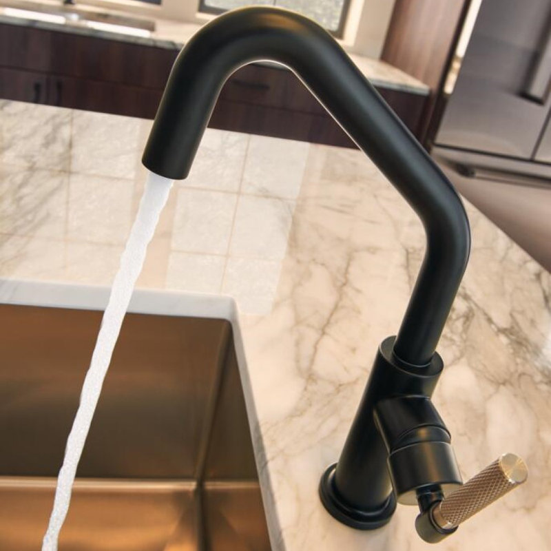 Litze® SmartTouch® Pull-Down Single Handle Kitchen Faucet With Accessories, Matte Black/Luxe Gold