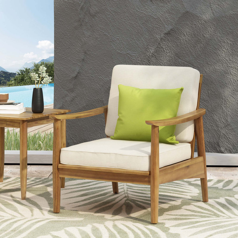 Uncomplicated Elegance, Simple Accent Chair