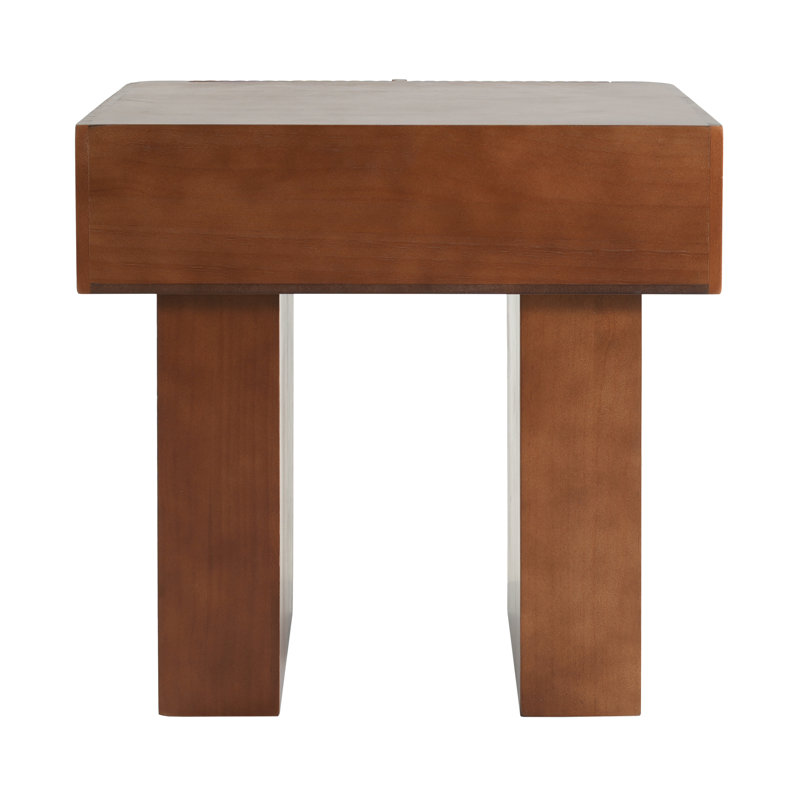 Table d'appoint Solric de style Mid-Century en bois cannelé de 56 cm de large avec tiroir, idéale pour le salon ou la chambre.