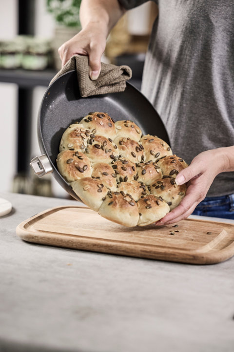 From Oven to Table with Ease