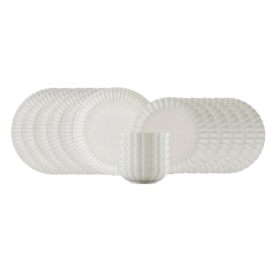 Devon Elegant 18-Piece Dinner Set, 100% Porcelain, Includes 6 Service Plates (10.6 in), 6 Deep Plates (7.9 in), 6 Bowls (5.9 in) | Microwave & Dishwasher Safe | Perfect for Family Dinners & Entertaining Guests, Durable & Stylish Design