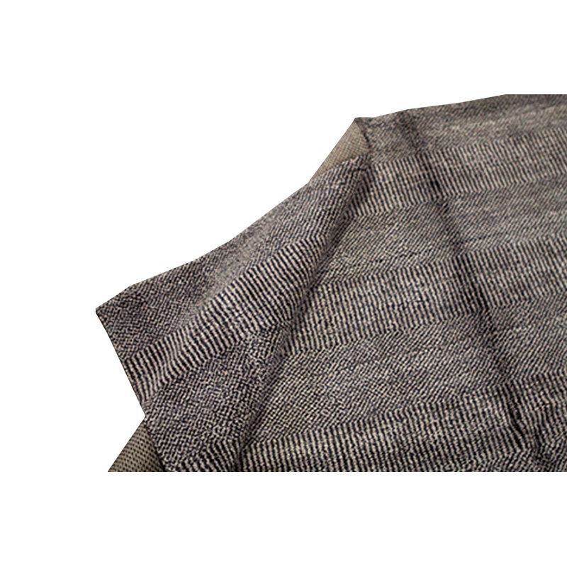 Area Rug in Gray