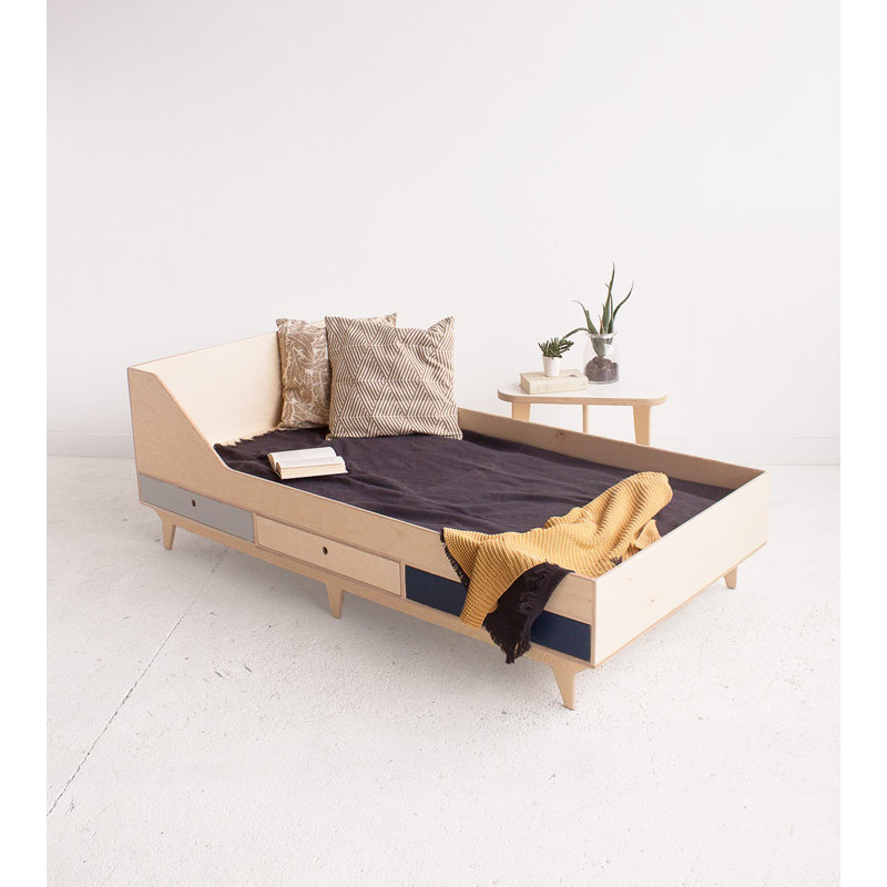 Oswald Standard with Storage Included