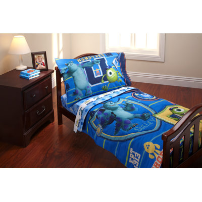 Reversible Characters Toddler Bedding Set