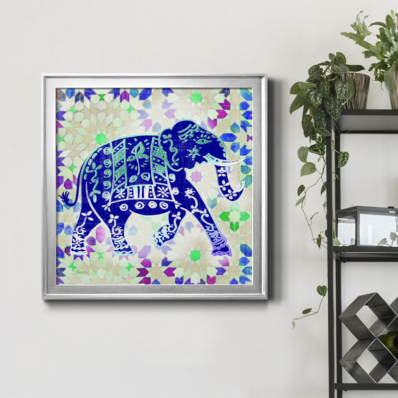 «Painted Elephant I», reproduction d'art graphique sur toile encadrée, Encadrement argenté, H 30,5 po x l 30,5 po x P 1,5 po