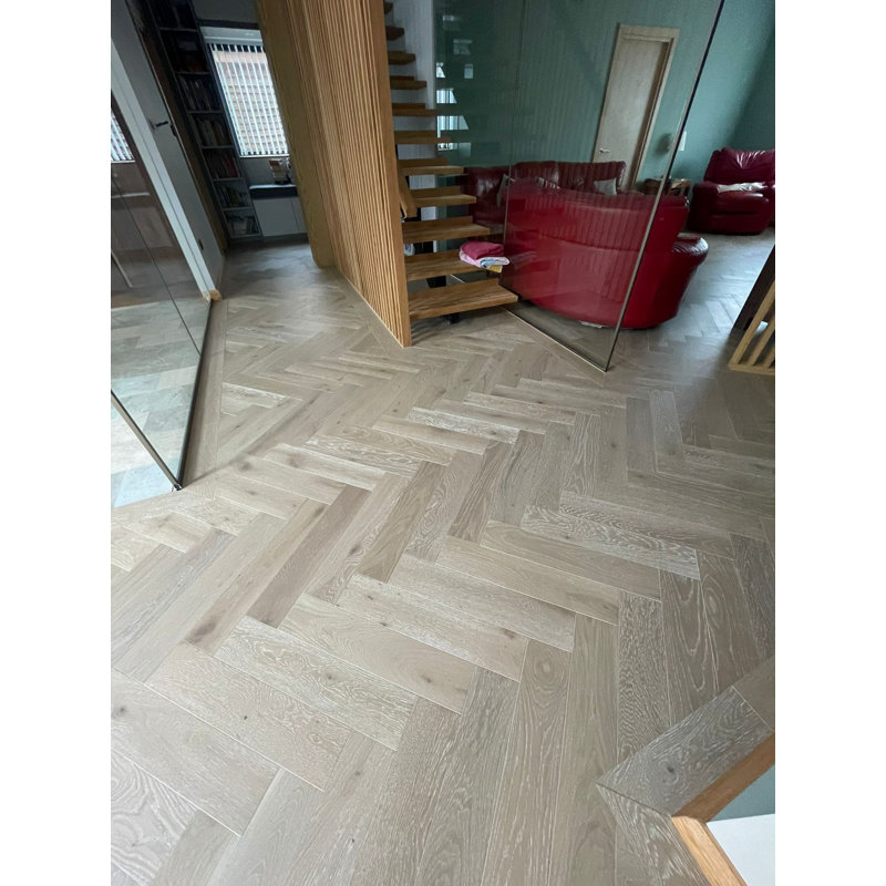 H309 Herringbone Oak Hardwood Flooring