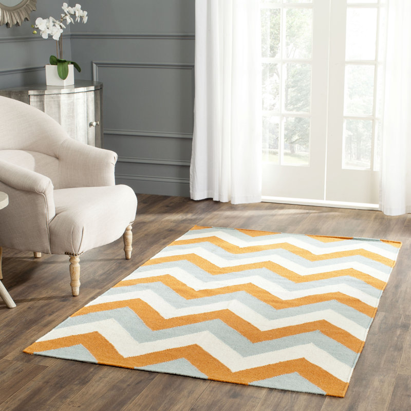 Mars Chevron Wool Hand Woven Area Rug, Rectangle 91 x 152cm