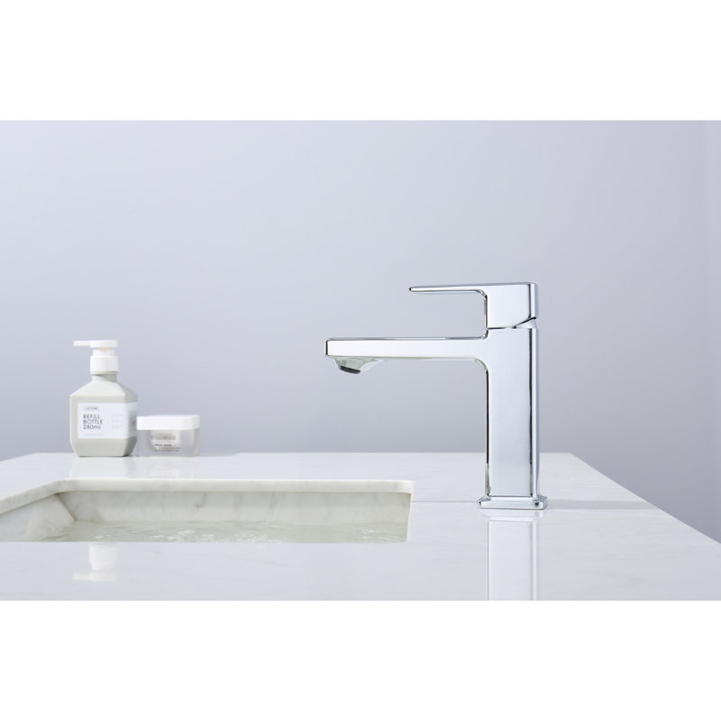 Robinet de lavabo pour salle de bain Rv - une poignée, débit de finition anticorrosion de 1,5 / GPM maximum, montage sur plateau