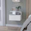 Chambre à coucher blanche 1 table de chevet flottante avec 2 tablettes peu encombrantes et modernes-367615676