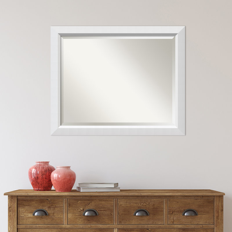 Miroir mural biseauté, H 26 po x l 32 po x P 1 po