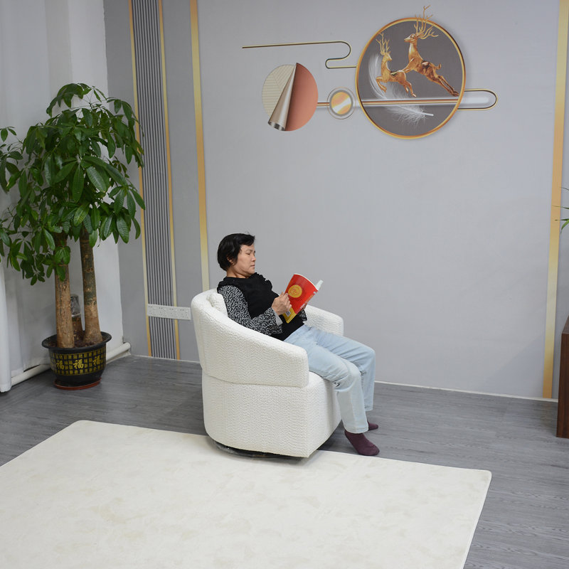 Chaise pivotante polyvalente avec dossier haut et revêtement moelleux pour diverses pièces