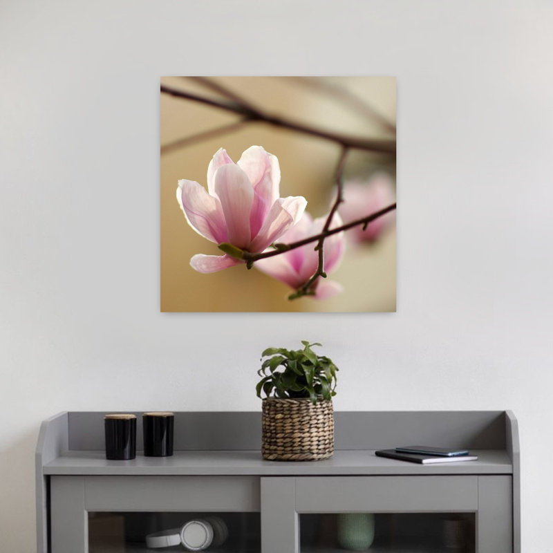 Tulipier 1, art floral contemporain, H 18 po x l 18 po
