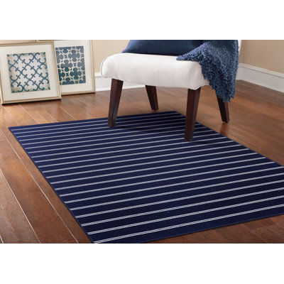 Tapis bleu marine Dellbrook