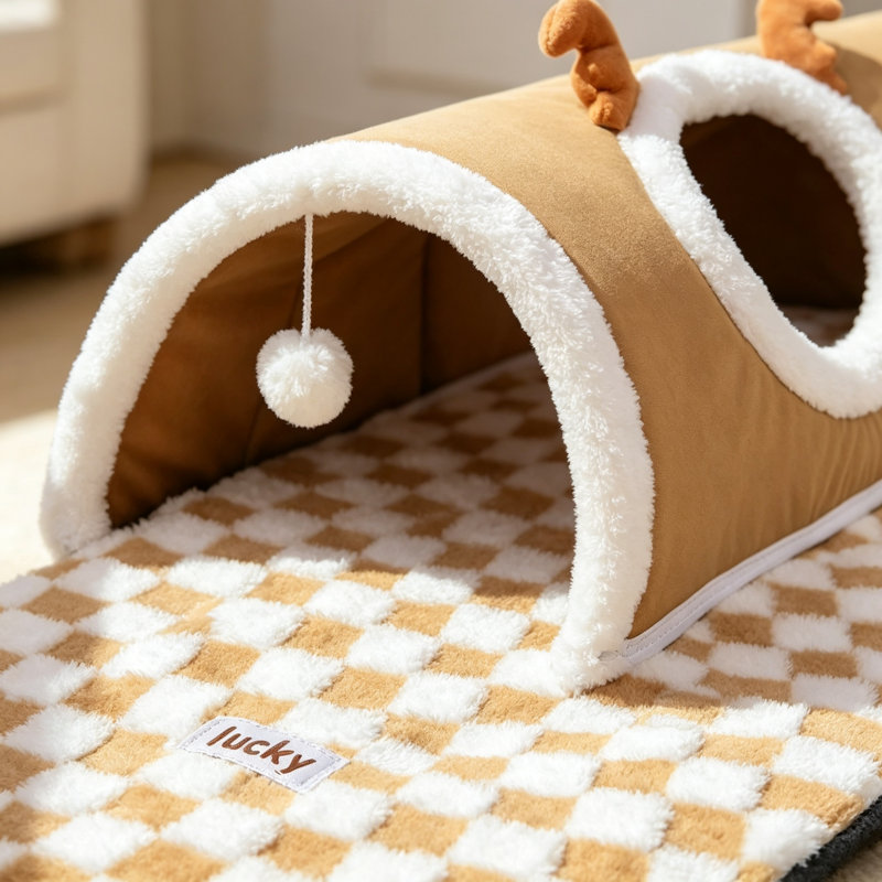 Tunnel pour chat, grotte de jeu et de repos en forme de U à entrées multiples avec jouet pompon suspendu