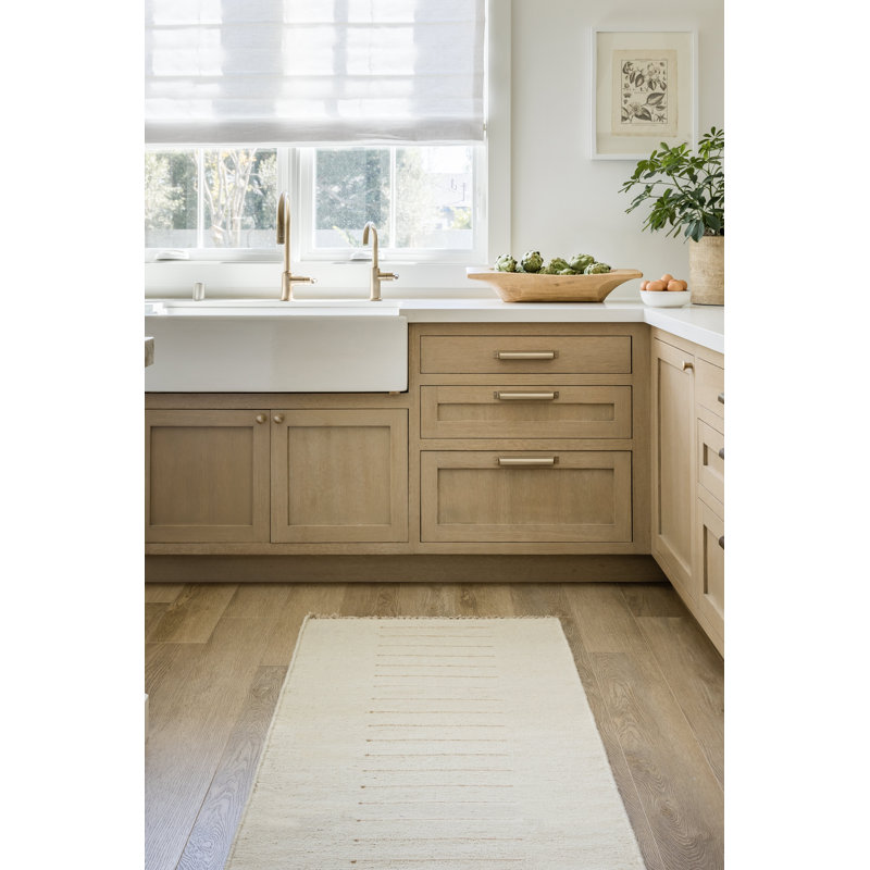 Geometric Area Rug in Ivory, Rectangle 6'3" x 9'