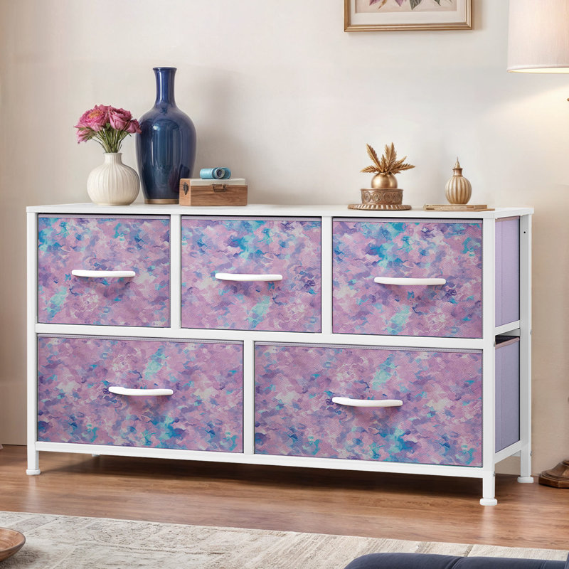 Commode Ojiugo