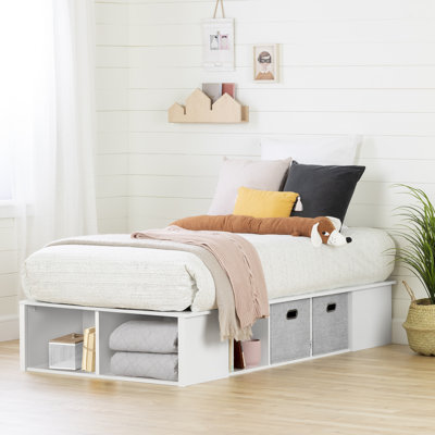 Lit plateforme flexible avec rangement simple et paniers