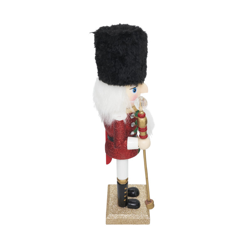 Casse-noisette royal majestueux avec charme majestueux Regal